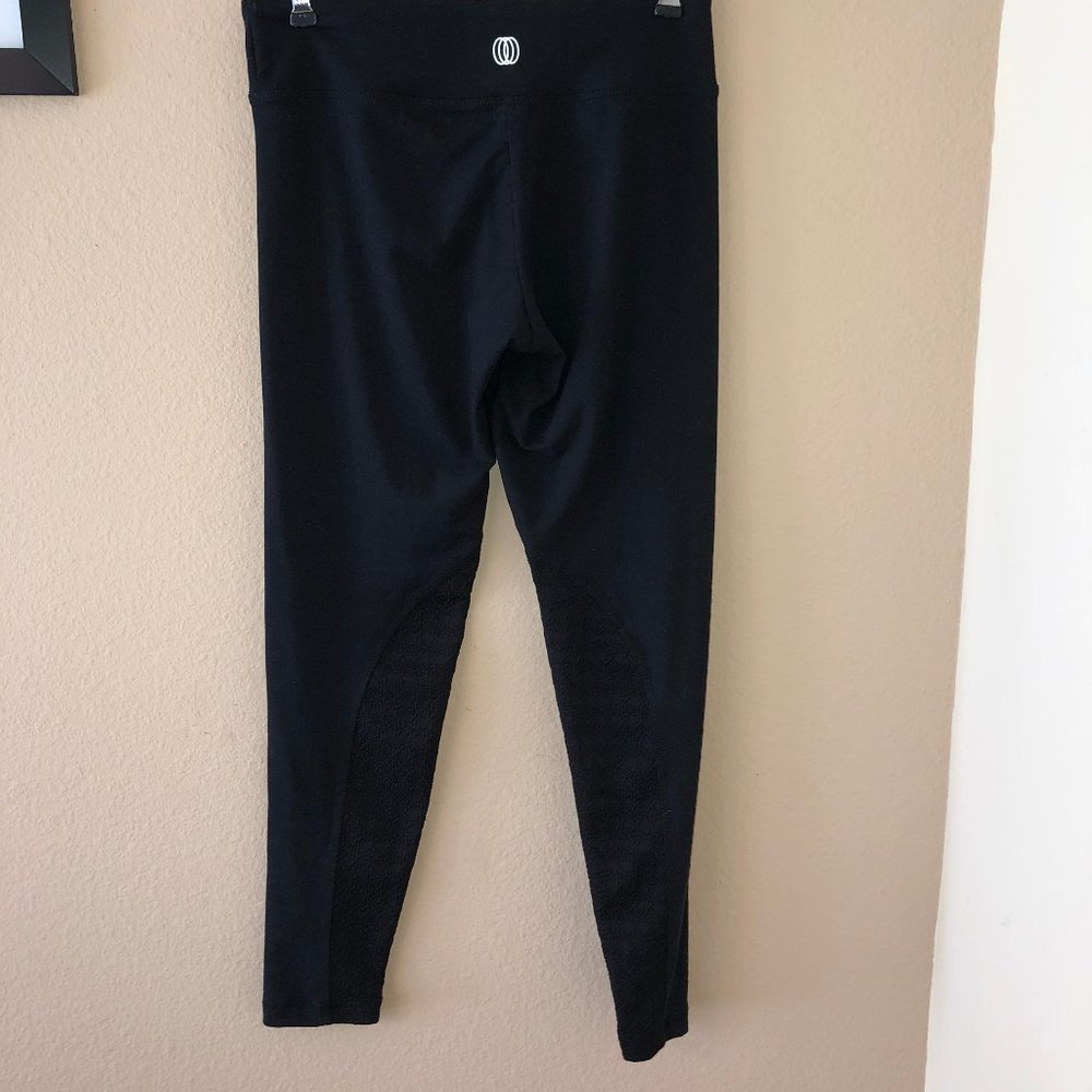 ☮️ 2/$15 ☮️ Balance Coll. black leggings w/lace
